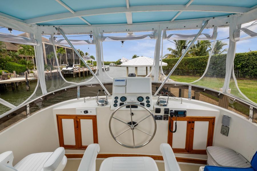 1989 Offshore Yachts 48 Cockpit Motor Yacht