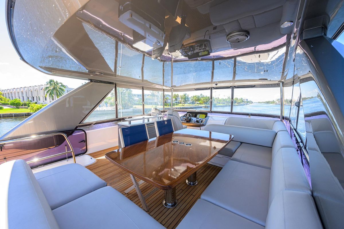 2020 Princess 70 