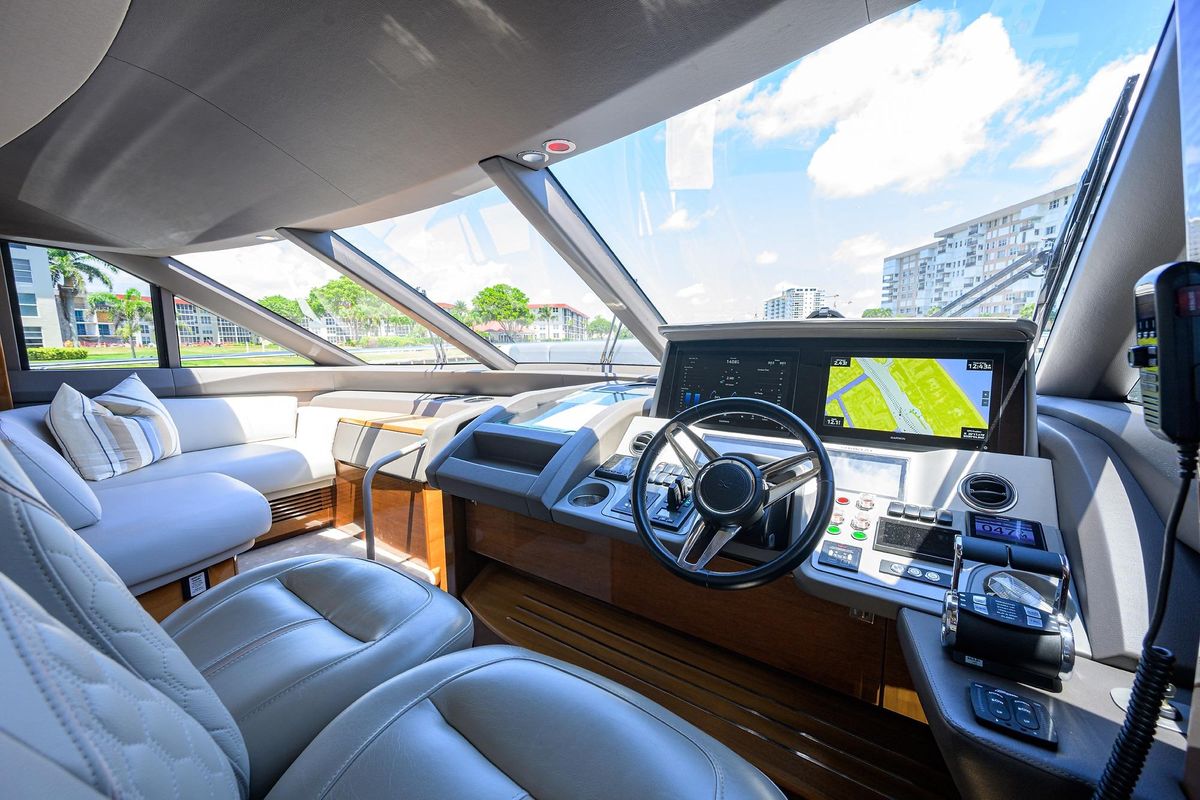 2020 Princess 70 