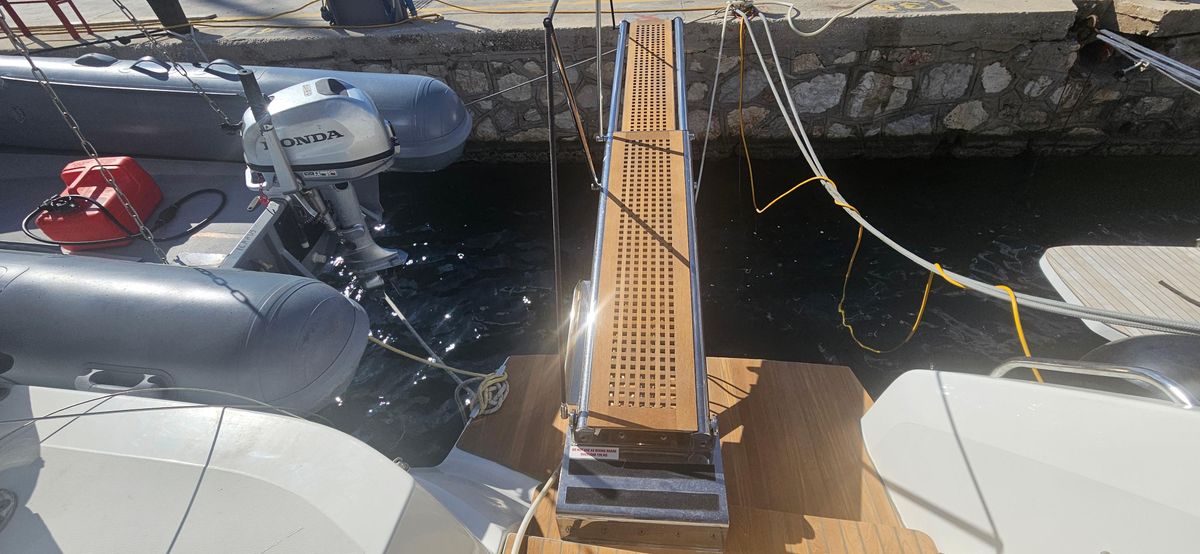 2022 Lagoon 48 