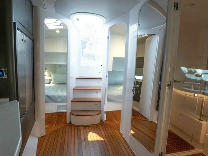 Fly'n Sea Level Yacht Photos Pics 2022 Intrepid 477 Evolution - Image 7