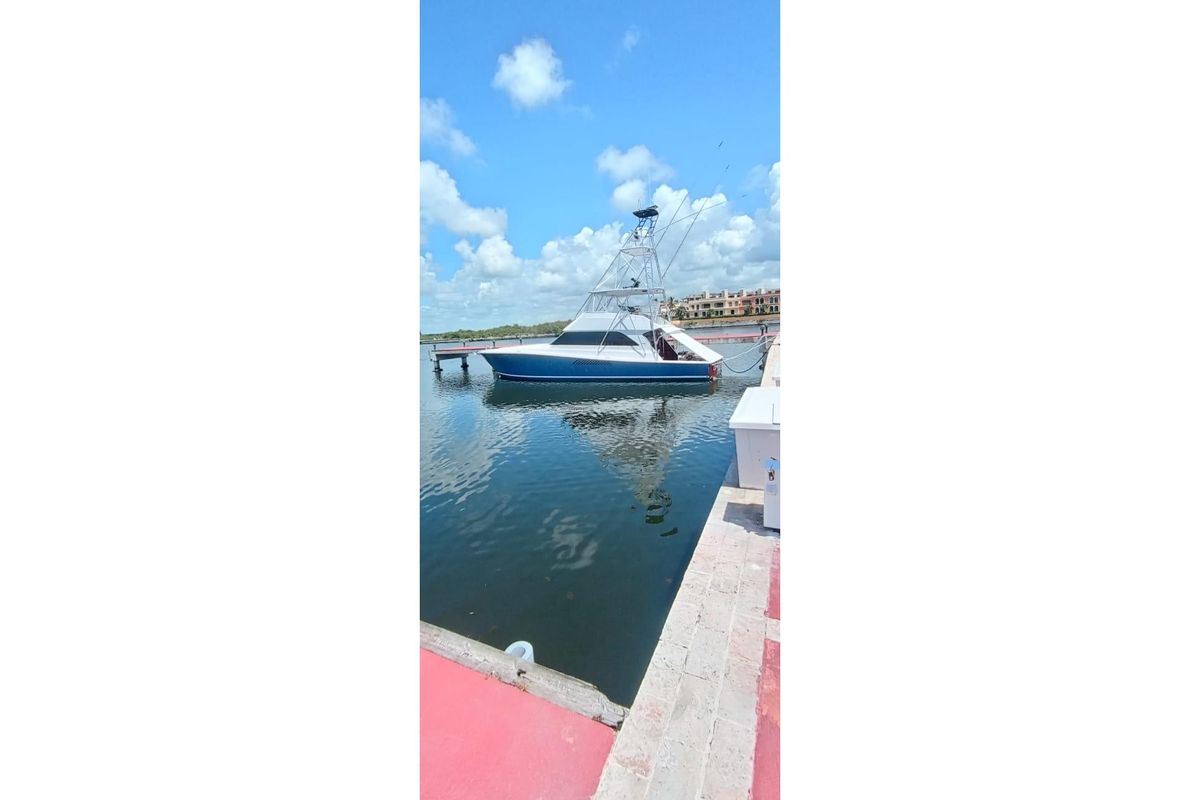 2002 Viking 56 