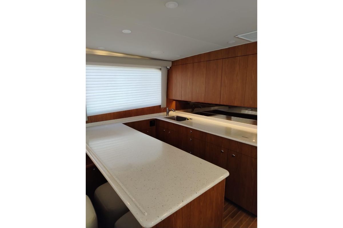 2002 Viking 56 