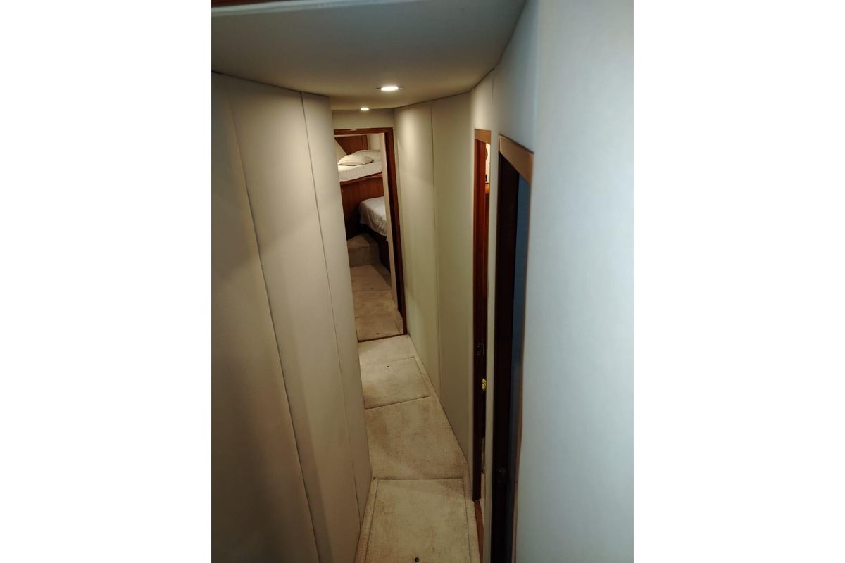2002 Viking 56 