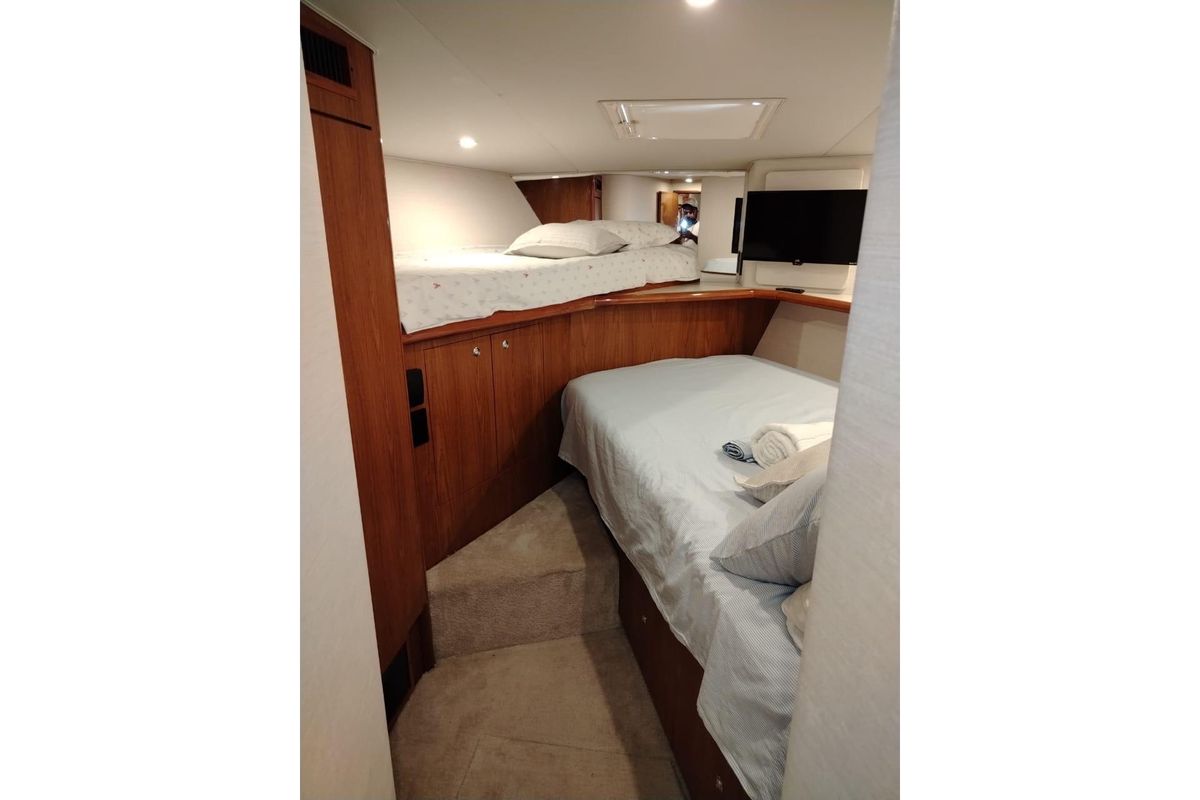 2002 Viking 56 