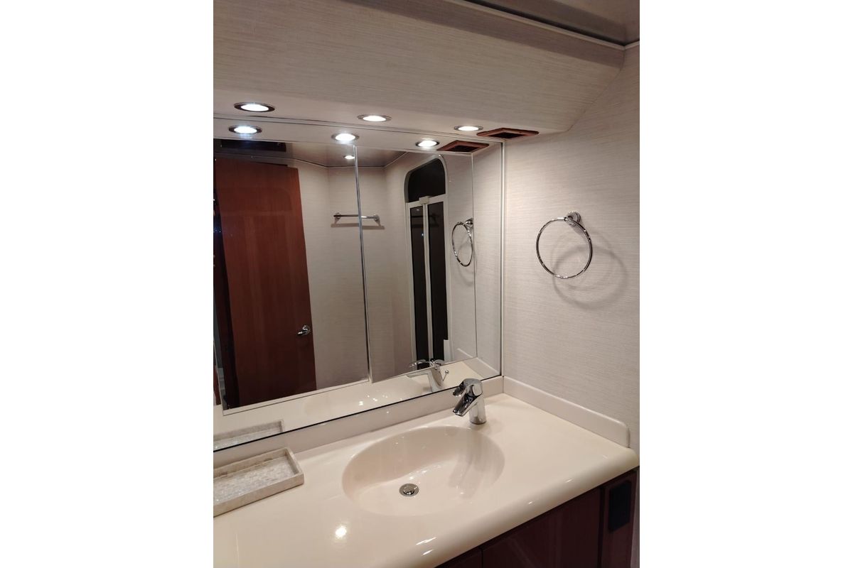 2002 Viking 56 