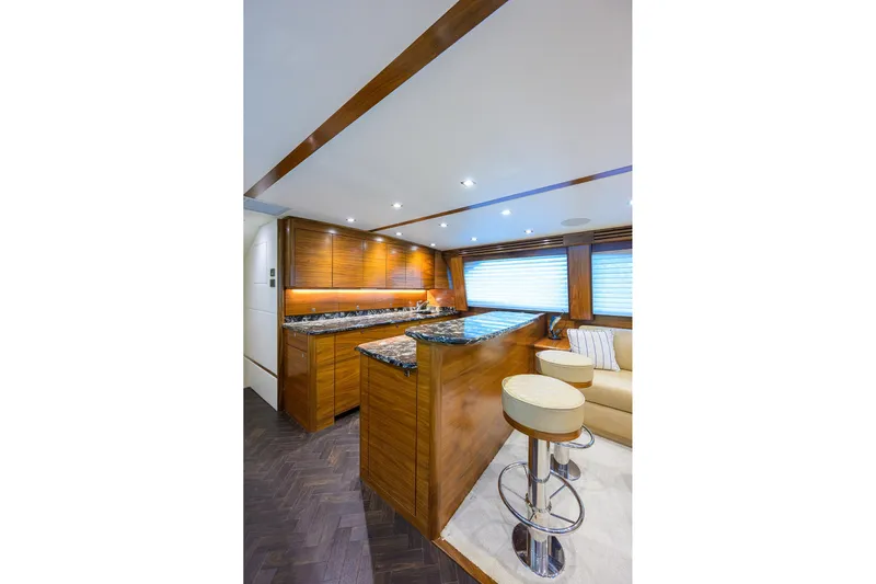 Hmy Trade Yacht Photos Pics 2023 Viking 64 Convertible - Galley Seating