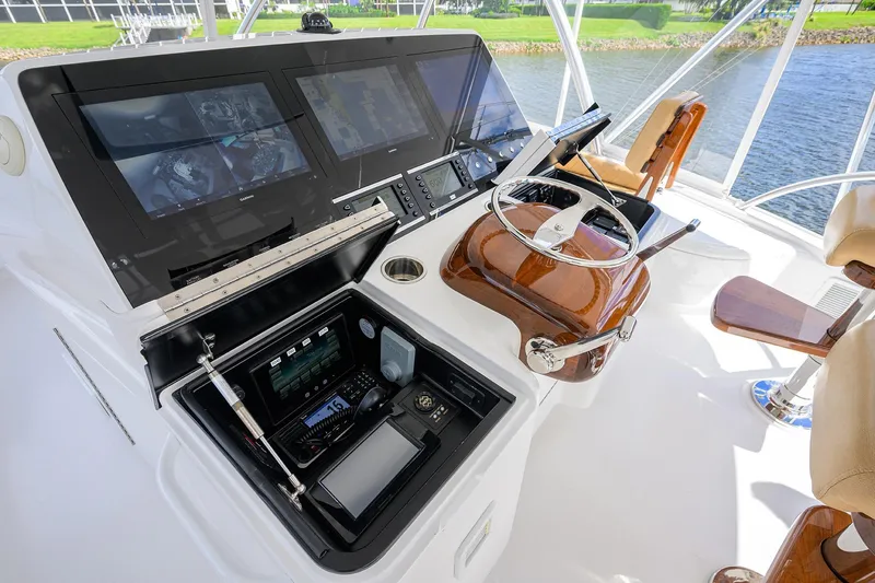 Hmy Trade Yacht Photos Pics 2023 Viking 64 Convertible Helm Electronics