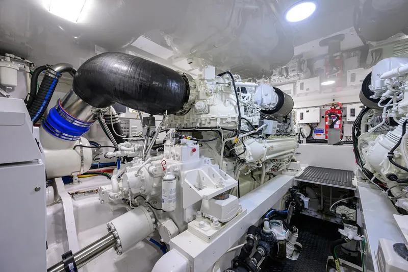 Hmy Trade Yacht Photos Pics 2023 Viking 64 Convertible - Engine Room