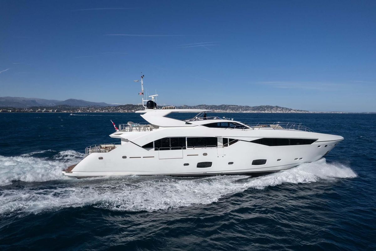 2014 Sunseeker 114 
