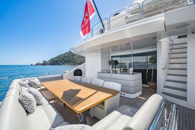 Yacht
