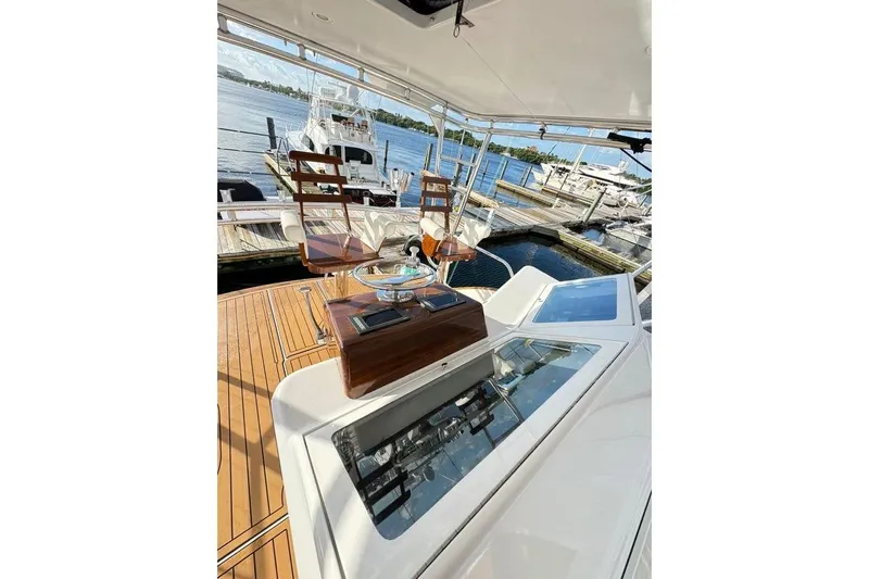 Sea Hag Yacht Photos Pics 2008 Blackwell Custom Carolina 61 yacht with elegant deck and marina view.