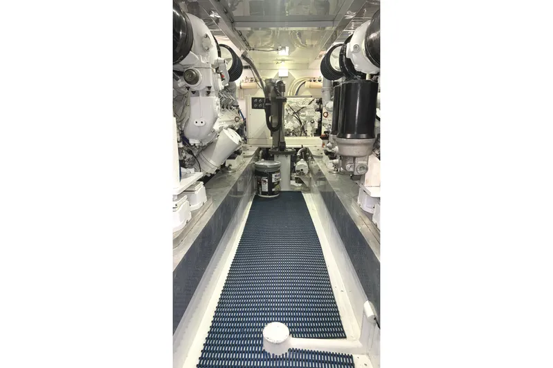 Sea Hag Yacht Photos Pics Engine room of 2008 Blackwell Custom Carolina 61 Carolina Custom yacht.