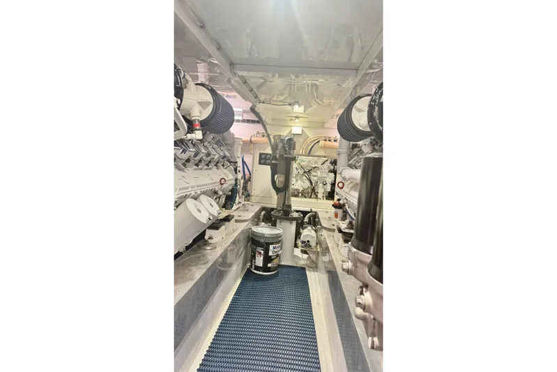 Sea Hag Yacht Photos Pics Engine room of 2008 Blackwell Custom Carolina 61 Carolina Custom yacht.