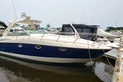Monterey 350 Sport Yacht