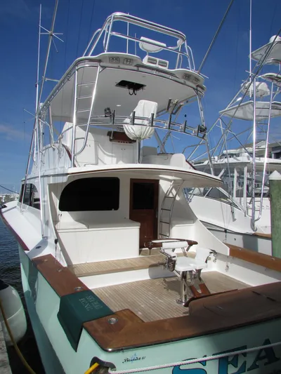 Sea Hag Yacht Photos Pics 2007 Blackwell Custom Carolina 61 yacht at dock.