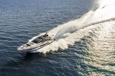 Yacht