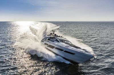Yacht
