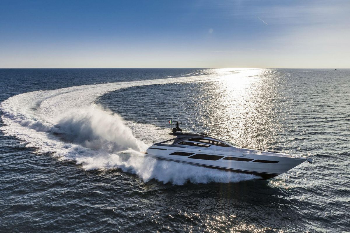 2021 Pershing 92 