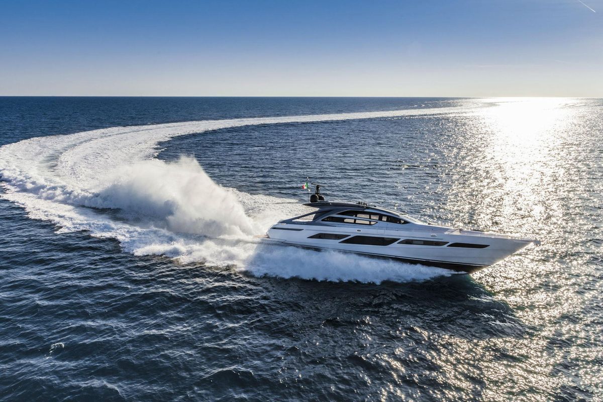 2021 Pershing 92 