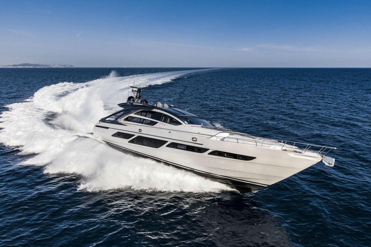 2021 Pershing 92 