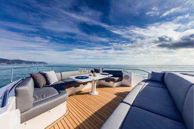 Yacht
