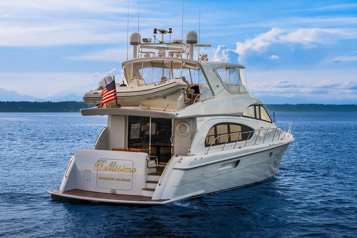 2001 Hatteras 63 