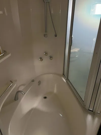 Hydrogène Yacht Photos Pics Full Size Bathtub