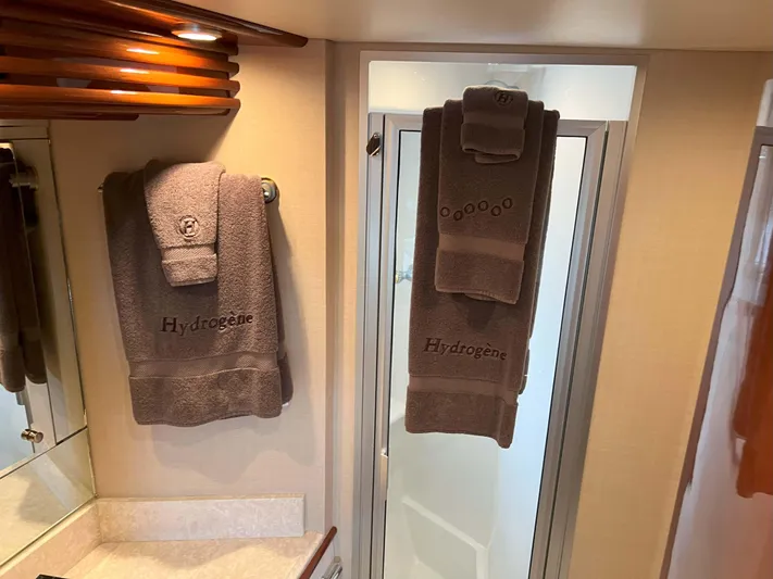 Hydrogène Yacht Photos Pics 
