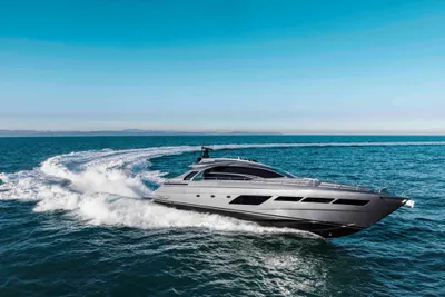 2022 Pershing 8X