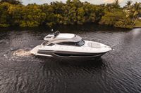 2023 Riviera 4600 Sport Yacht Platinum