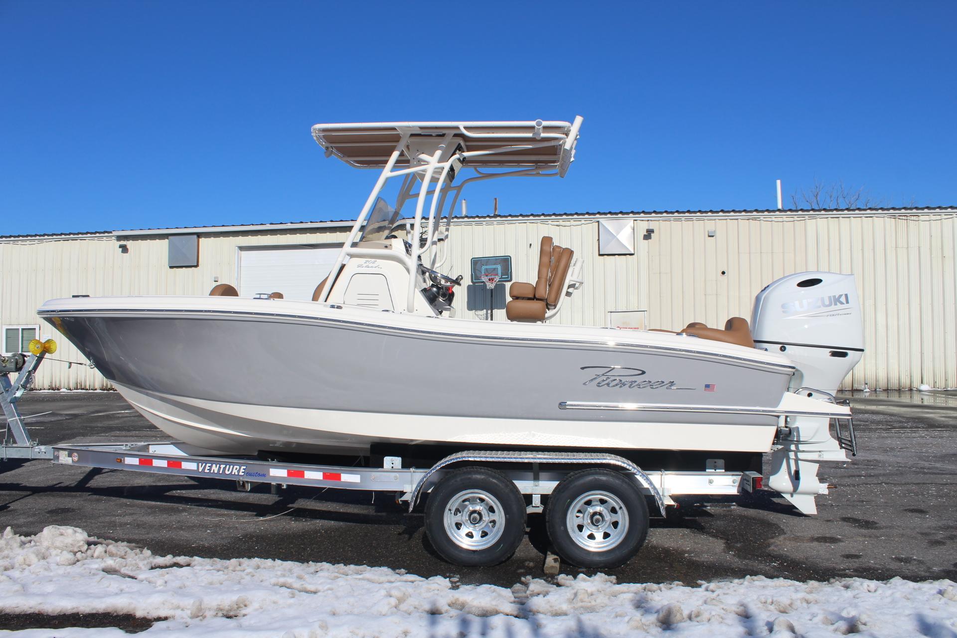 2023 Pioneer 202 Centre Console for sale YachtWorld