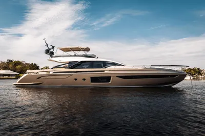 Azimut S8