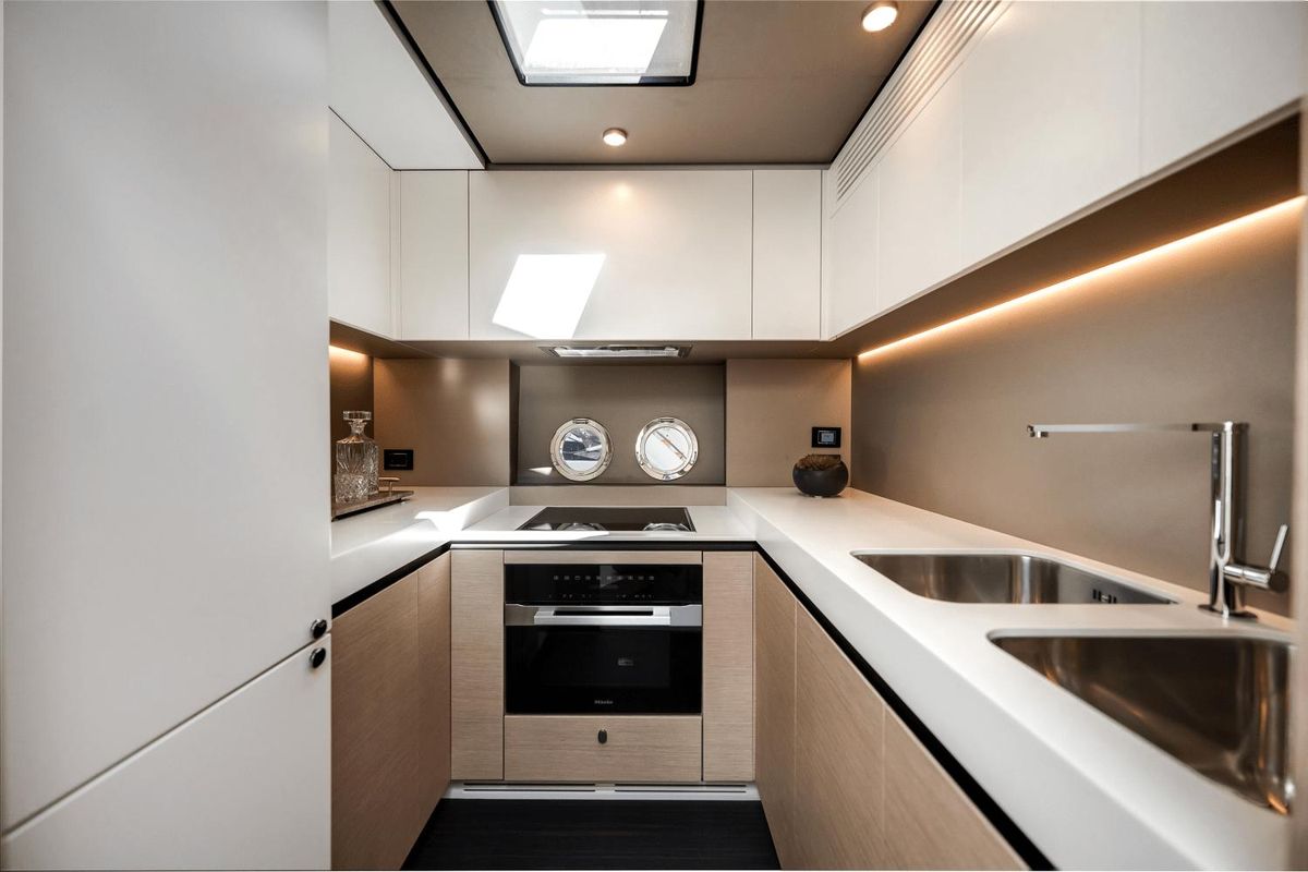 2024 Azimut 80 