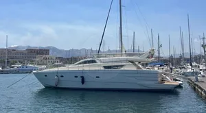 1995 Ferretti Yachts 165