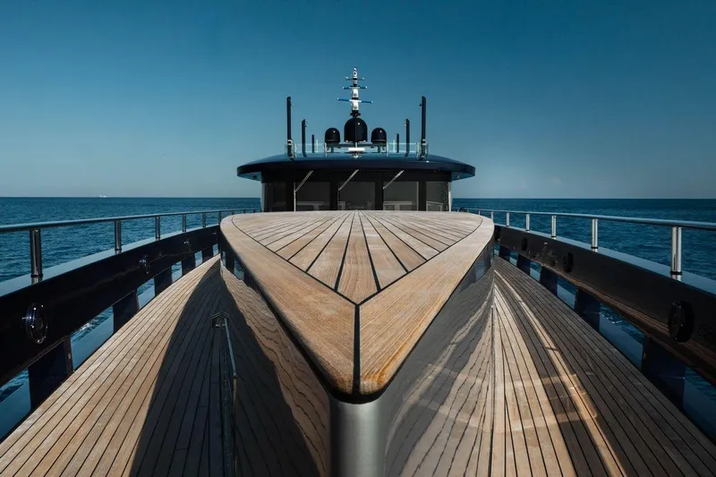 Blade II Yacht Photos Pics Luxurious MMGI BLADE II yacht deck, 2009 model, cruising on open sea.