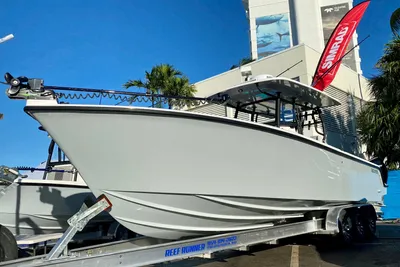 Reef Runner 230 C Open