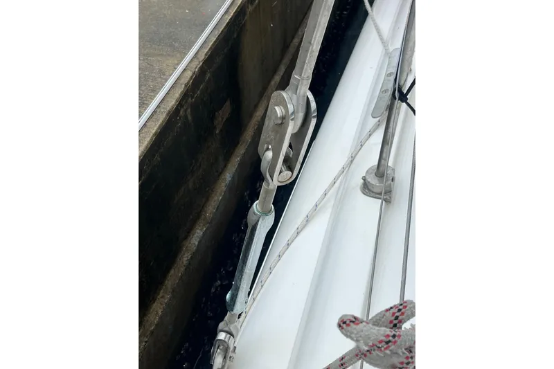 Nikita 1 Yacht Photos Pics Close-up of rigging on a 2004 Fountaine Pajot Bahia 46 catamaran.