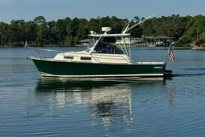 Legacy Boat 28 Express