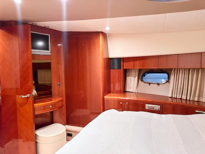 Wet Asset Yacht Photos Pics 