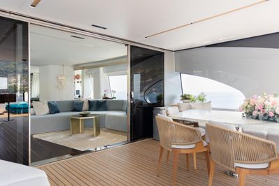 Yacht
