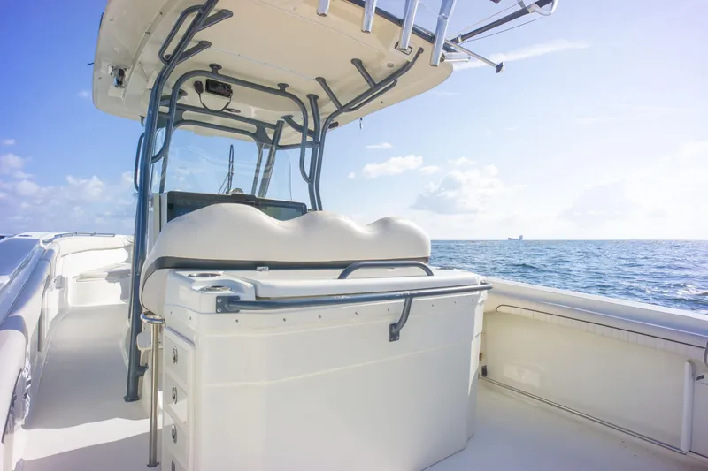  Yacht Photos Pics 2022 Hydra-Sports 3400 boat on open sea under clear blue sky.