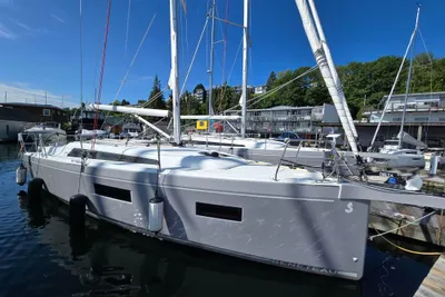 Beneteau Oceanis 34.1
