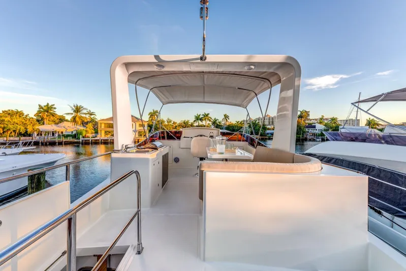  Yacht Photos Pics Luxurious 2025 Norseman 45 FreeOcean yacht with spacious deck and elegant seating area.