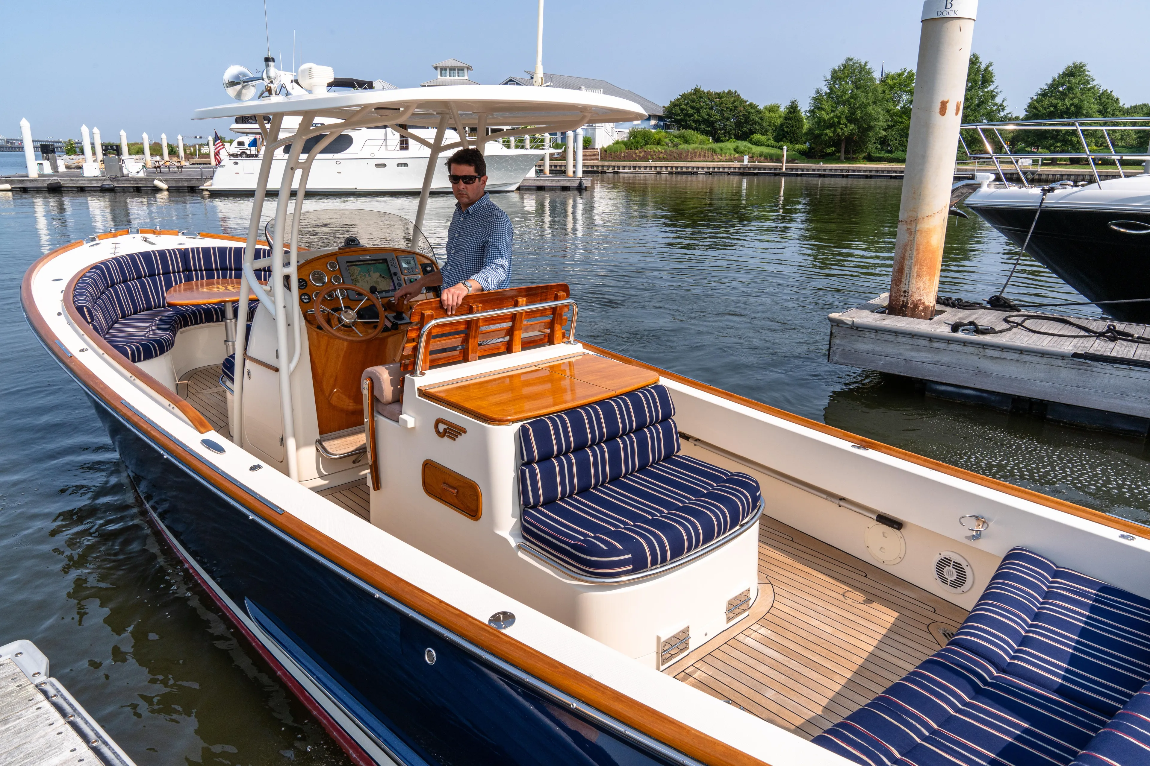 Ruff Life Yacht Photos Pics 