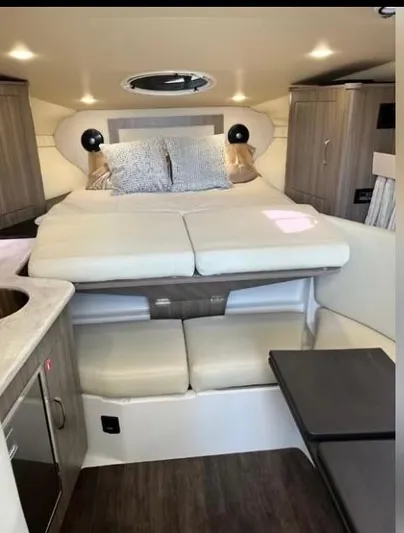 Who Kick Dan Yacht Photos Pics Forward Berth Conversion