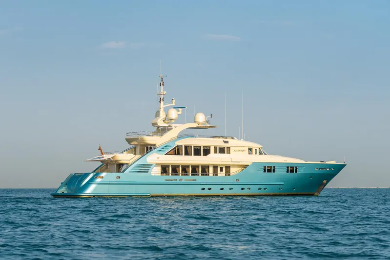 Aquamarina Yacht Photos Pics Luxury yacht ISA 470, 2007 model, cruising on calm blue waters.
