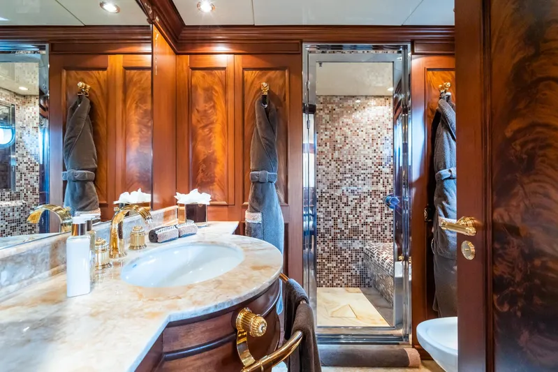 Aquamarina Yacht Photos Pics 