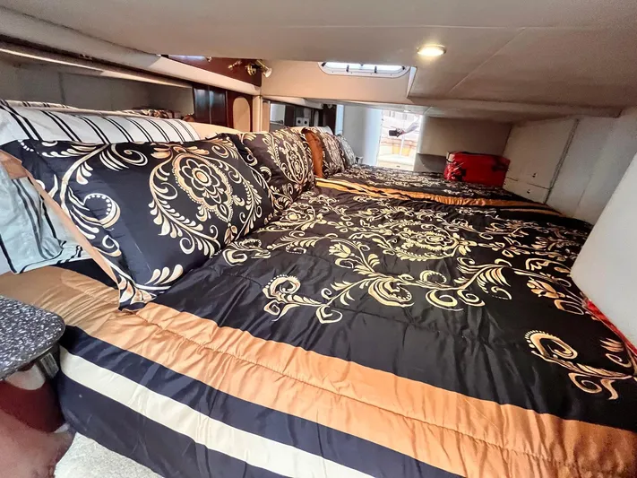 La Bella Vita Yacht Photos Pics 