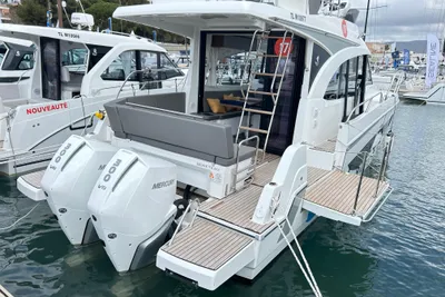 2025 Beneteau Antares 11 Fly